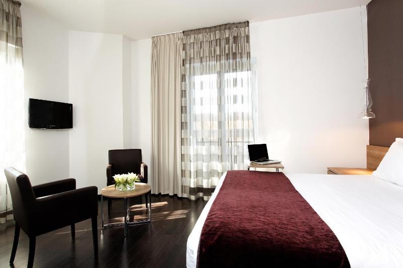 Citiz Hotel - image 7