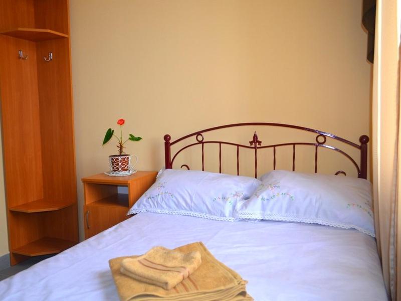 Budget Double Room image 2