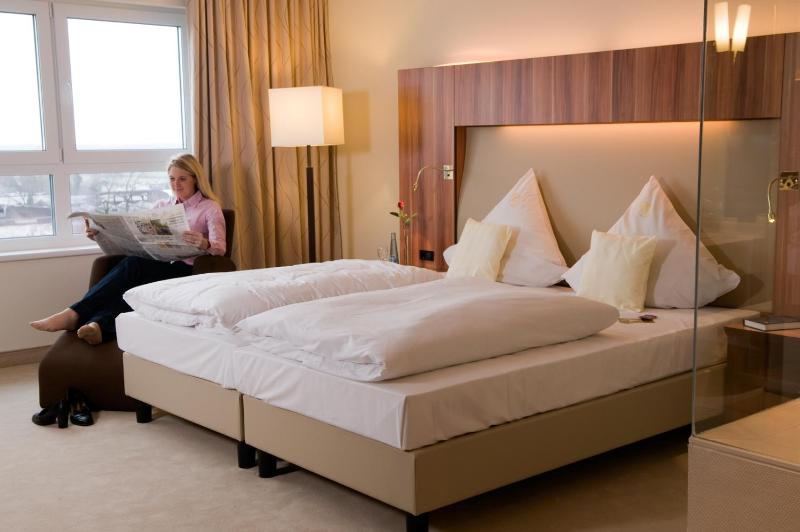 Superior Double Room image 4
