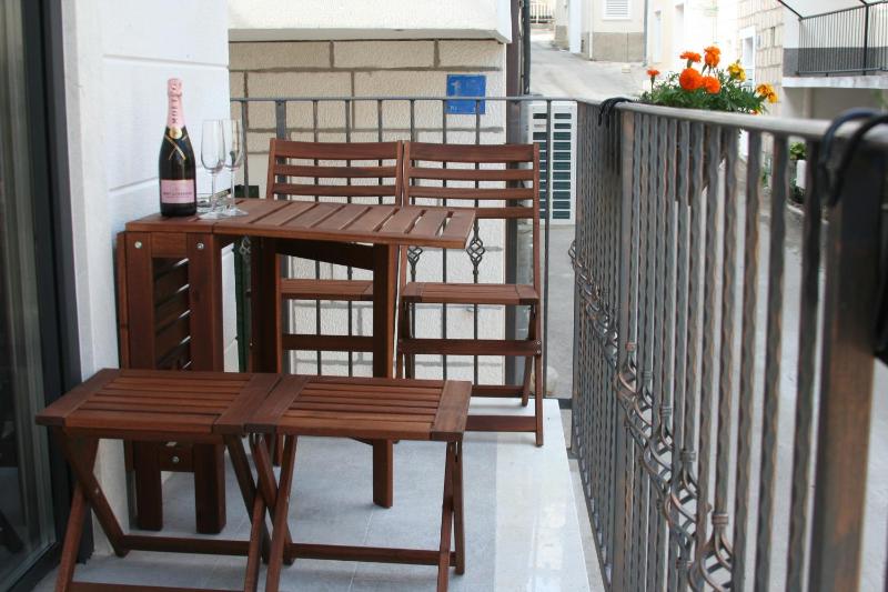 Lux Apartments Petar - image 15