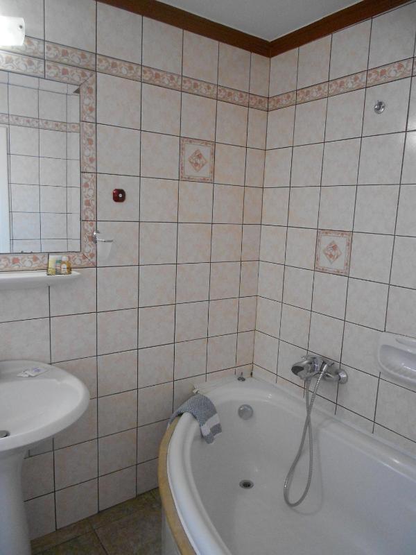 Hotel Admitos - image 5