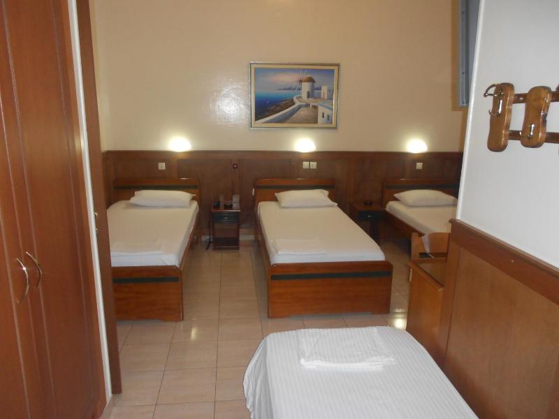 Hotel Admitos - image 18