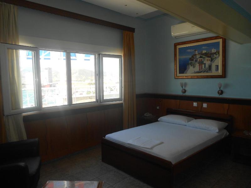 Hotel Admitos - image 20