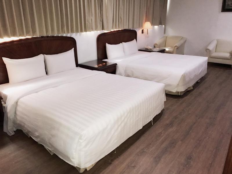 Quadruple Room with Parking image 2