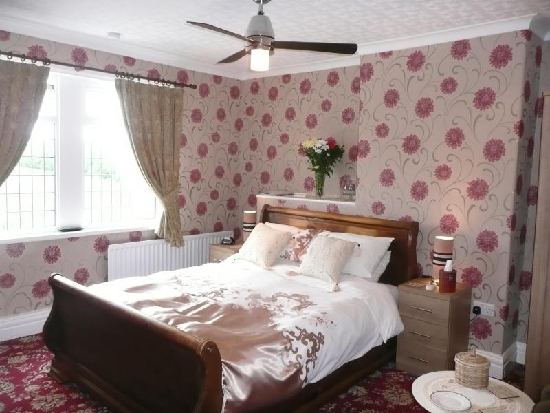 King Room image 1