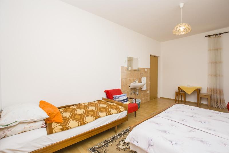 Triple Room image 2