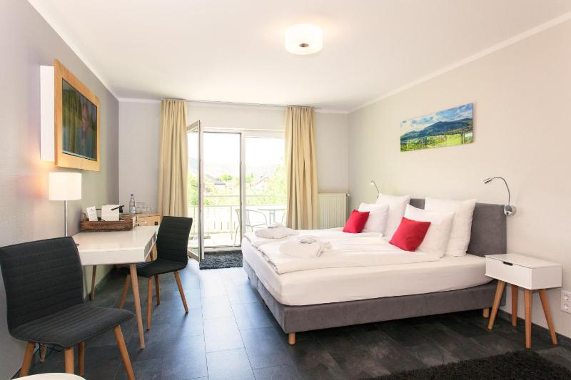 Comfort Double Room with Balcony image 4