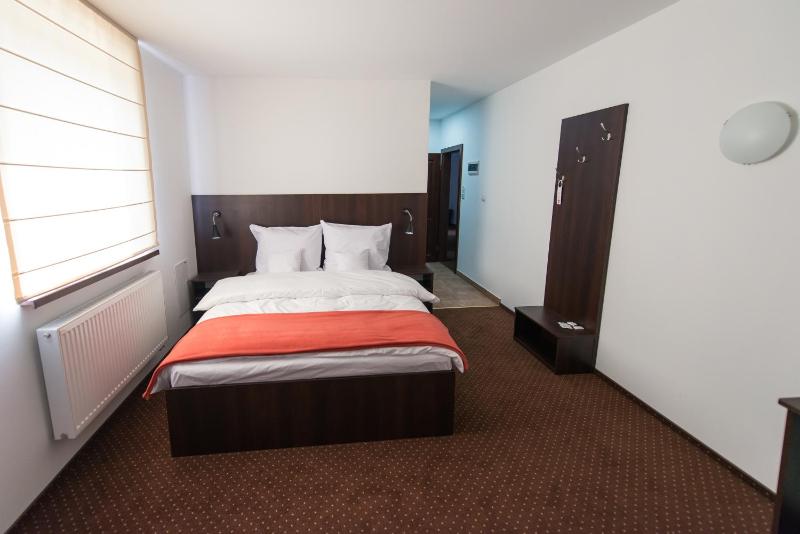 Deluxe Double Room image 1