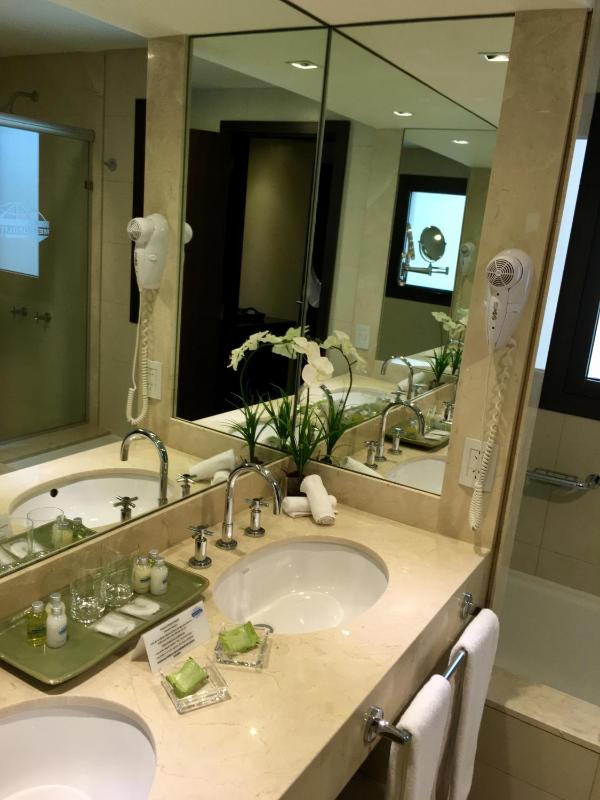 Hotel Metropolitano Supara - image 15