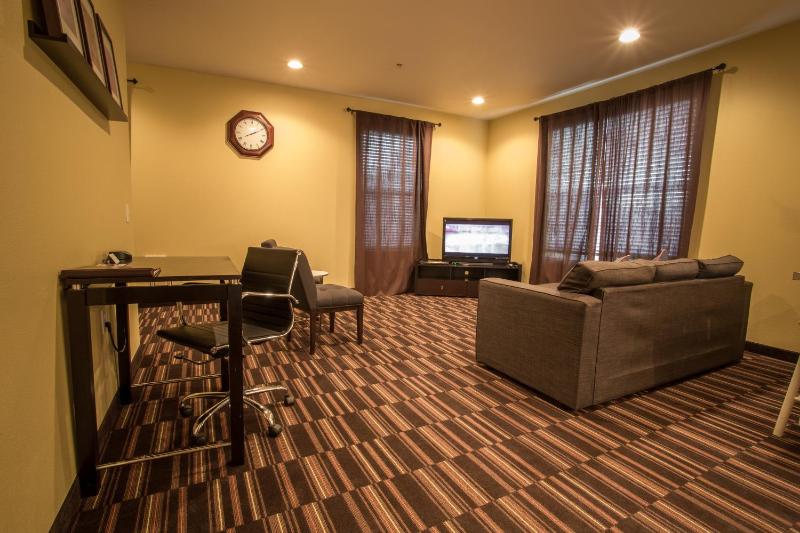 Inn At Wecoma - image 3