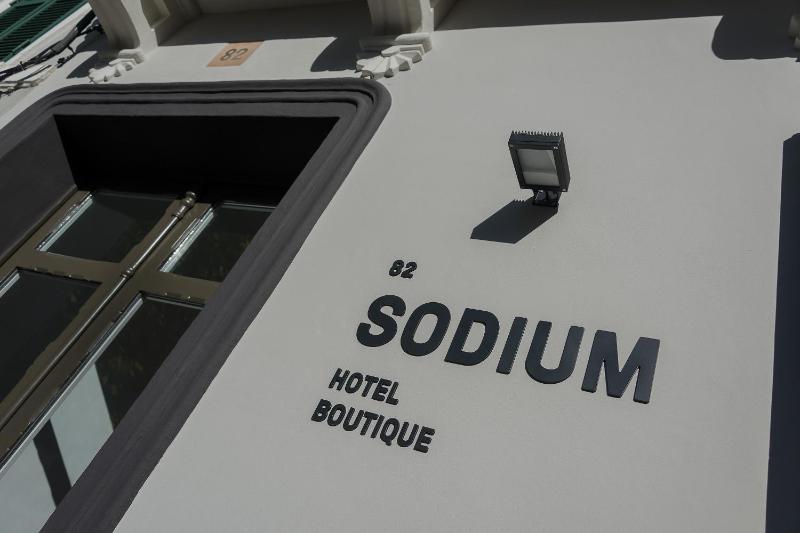 Sodium Boutique Hotel - image 8