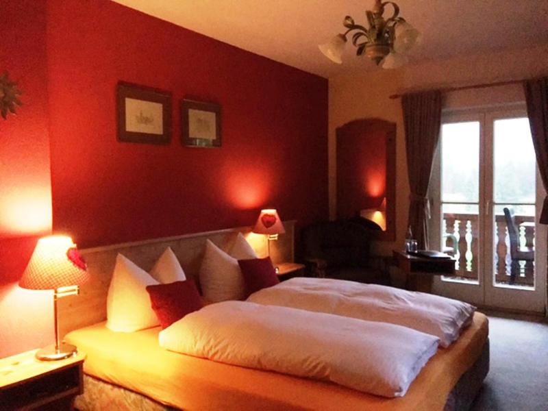 Double Room Ensuite image 1