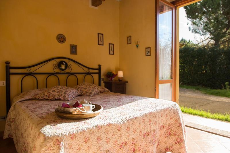 One-Bedroom Apartment image 3
