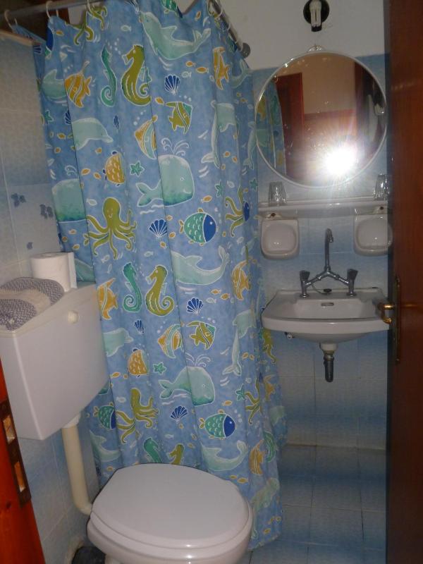 Standard Twin Room with Sea View image 4