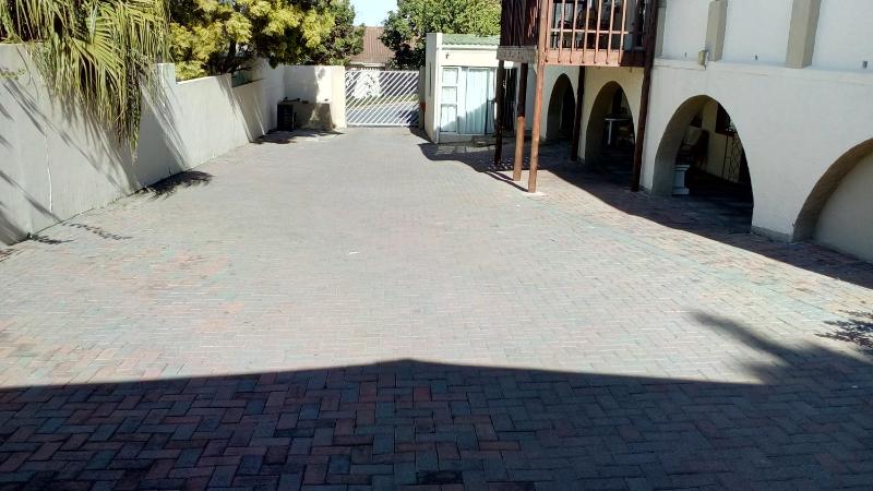 Selborne Bed and Breakfast - image 16