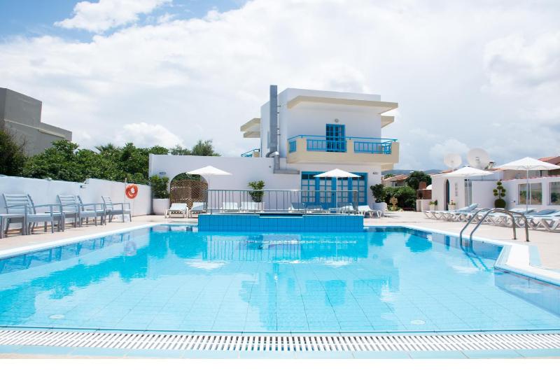 Kasapakis Hotel & Apartments - image 1