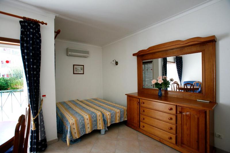 Two-Bedroom Apartment with Balcony image 4