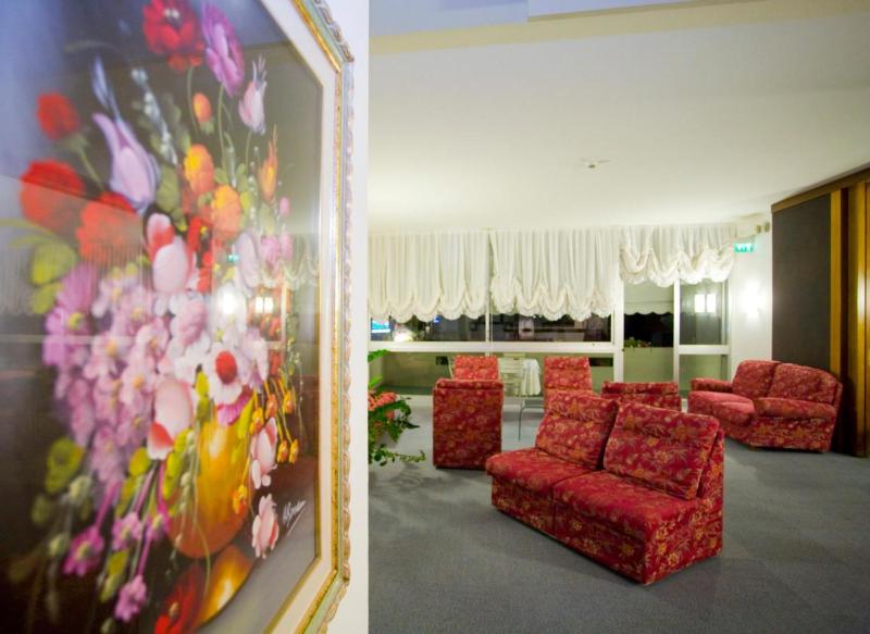 Hotel Metropol - image 29