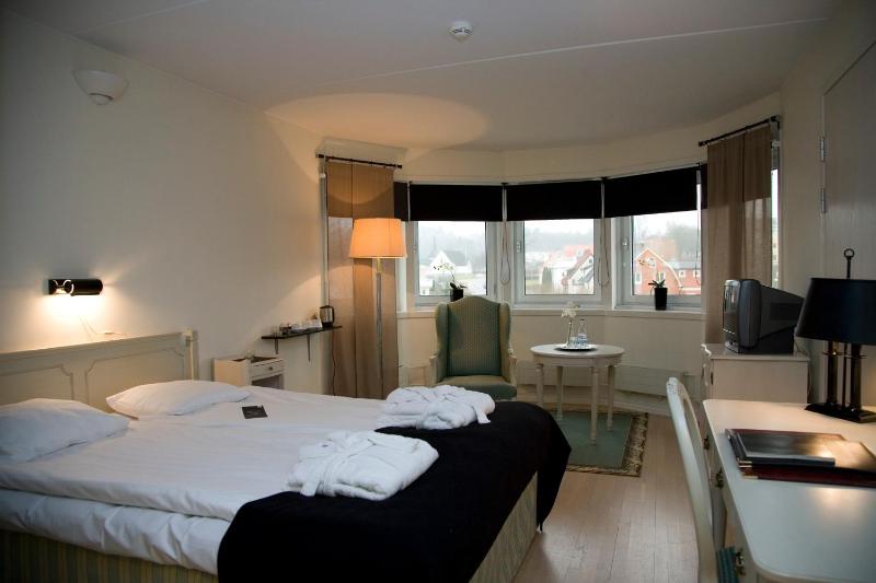 Superior Double Room image 2