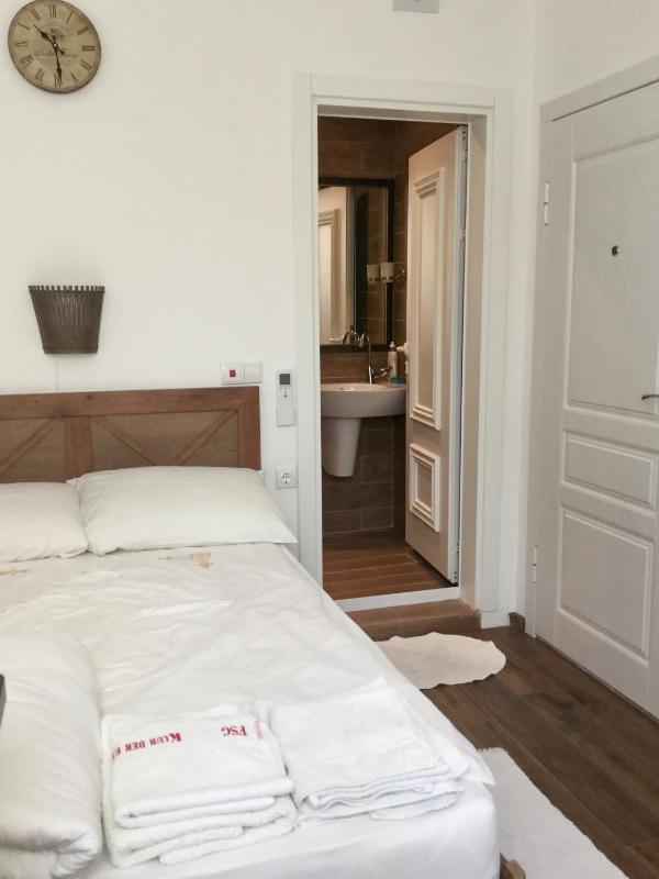 Single Room - Marko Balabanov Str. 7 image 4
