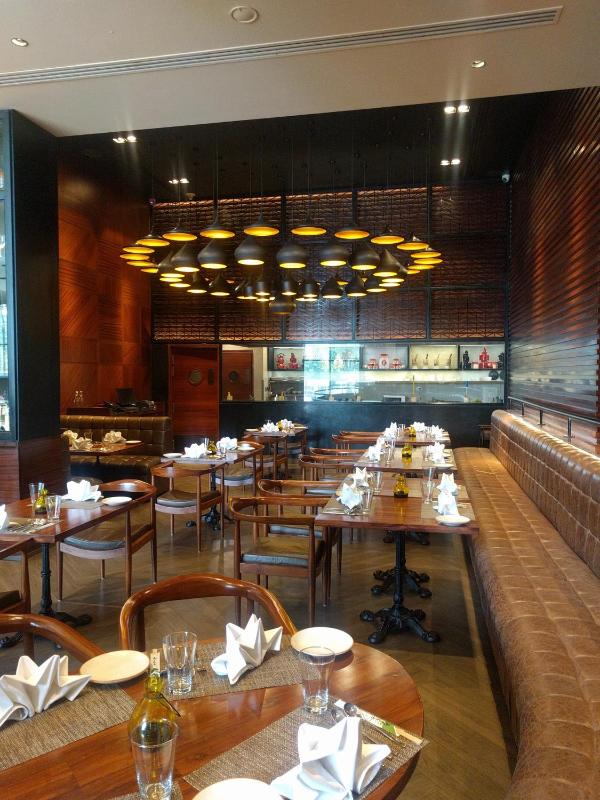 Lemon Tree Premier City Center - image 22