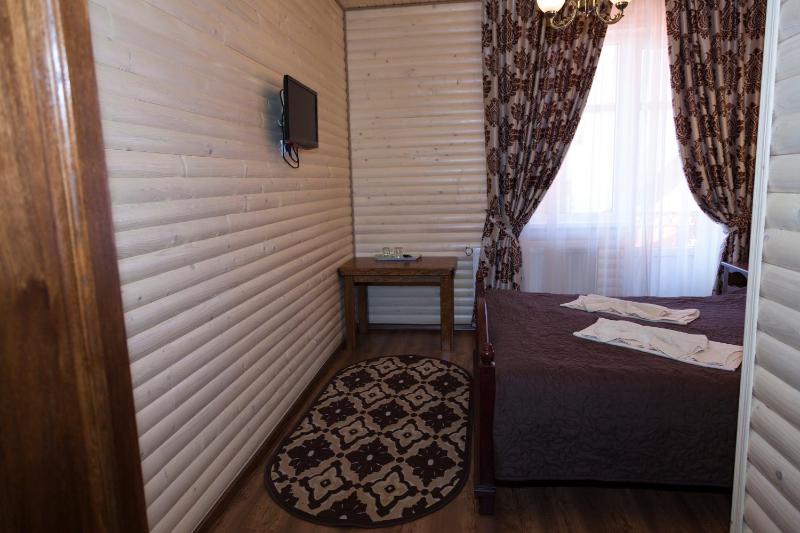 Standard Double or Twin Room image 2