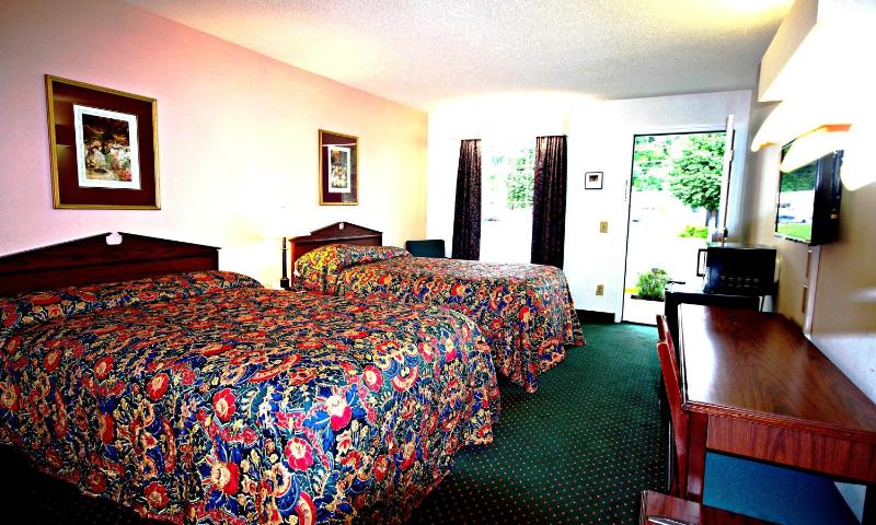 Double Smoking Room image 2