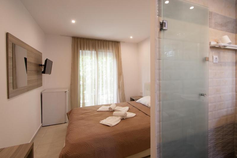 AVOCADO Skiathos - image 18