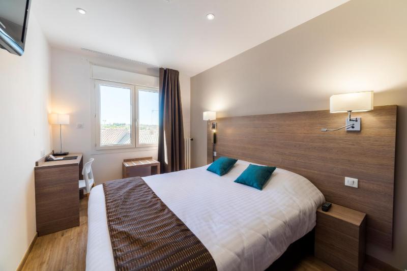 Superior Double Room image 2