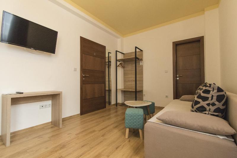 Comfort Double Room with Sofa image 4