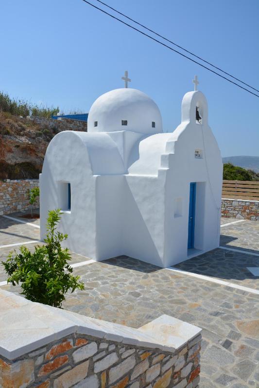 White Blue Houses & Apartments Paros - image 44