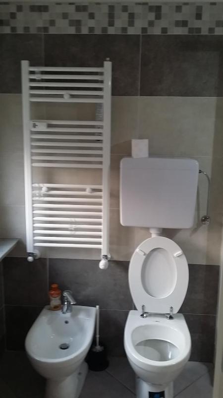 Quadruple Room with Private Bathroom image 3