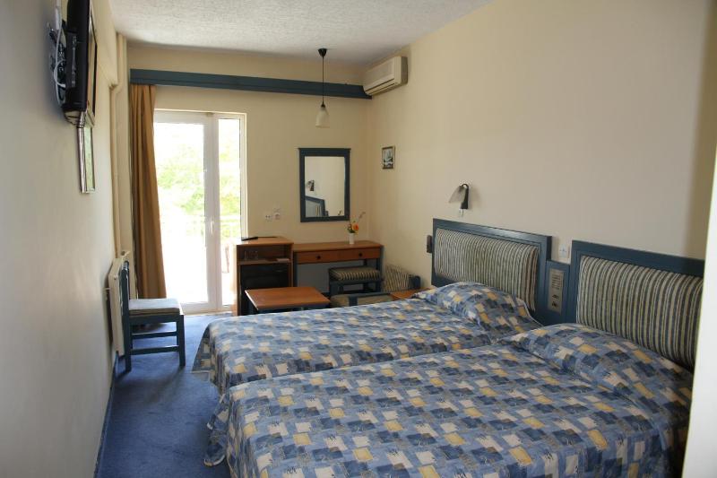 Astron Hotel - image 21