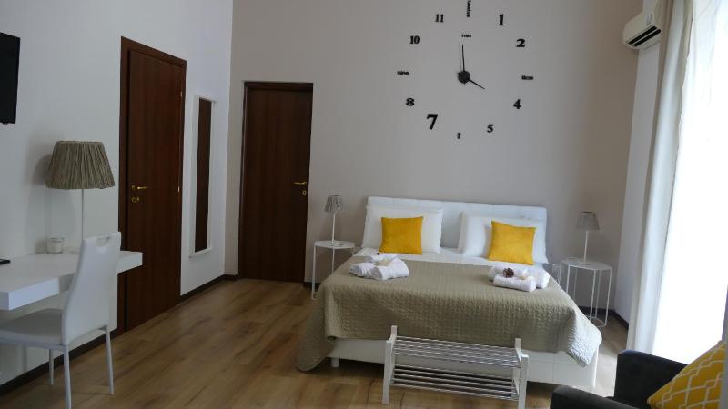 Comfort Triple Room image 3