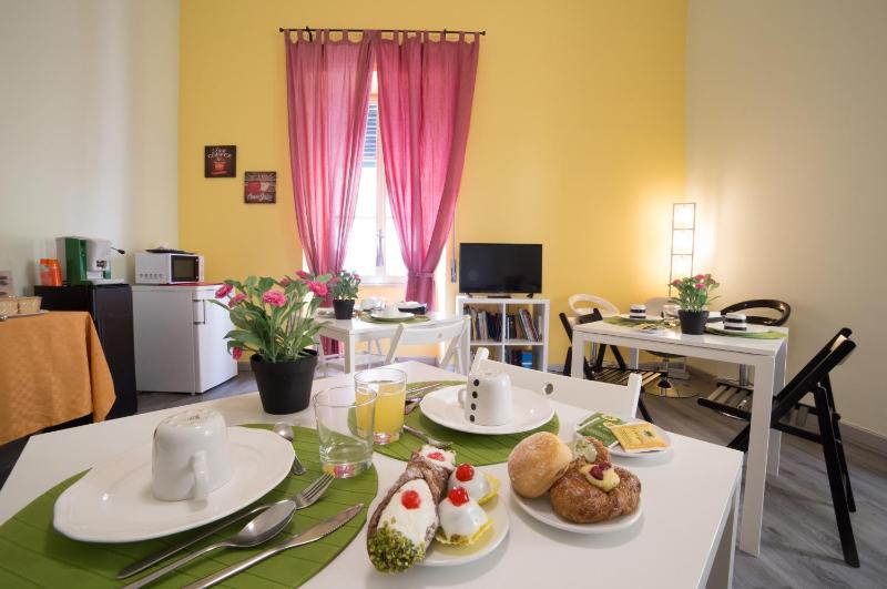 Tra L'Etna E Il Mare B&B - image 7