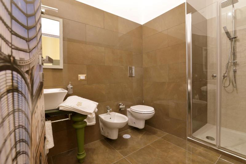Deluxe Room image 4