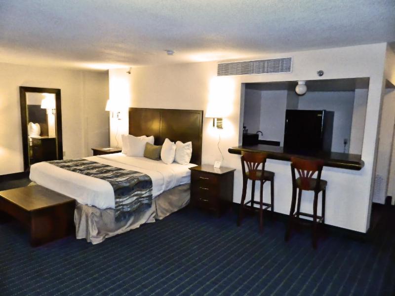 King Suite image 2