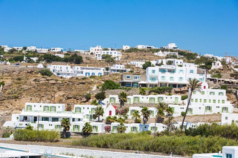 Mykonos Beach Hotel - image 3