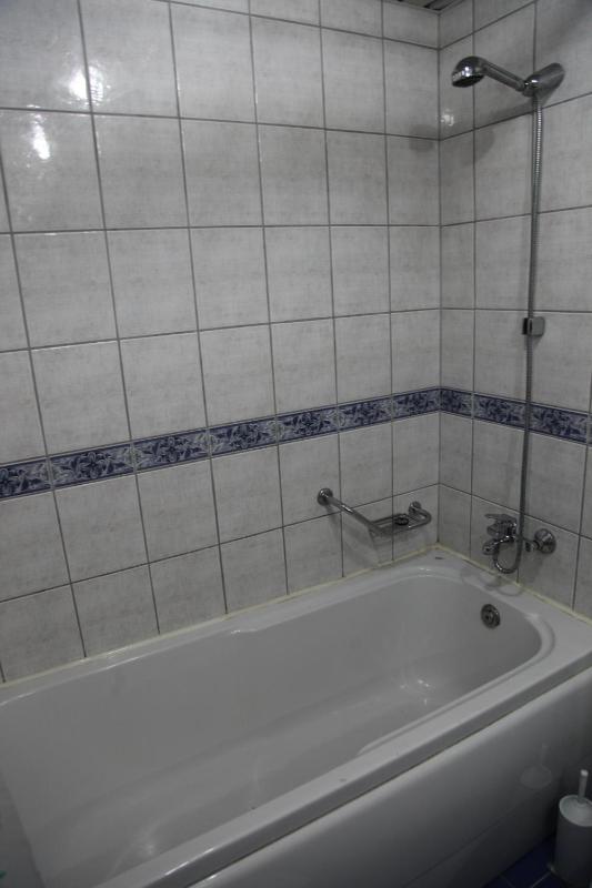 Standard Double or Twin Room image 3