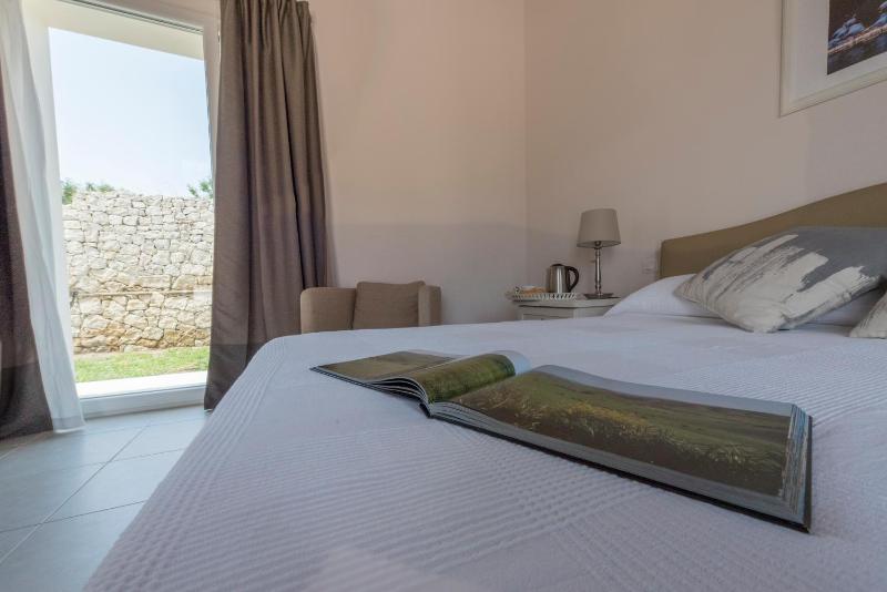 Superior Double Room image 3