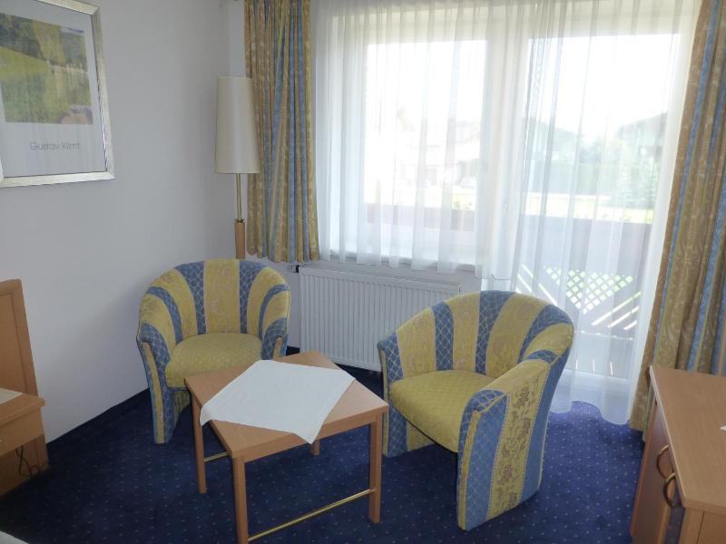 Double Room image 1