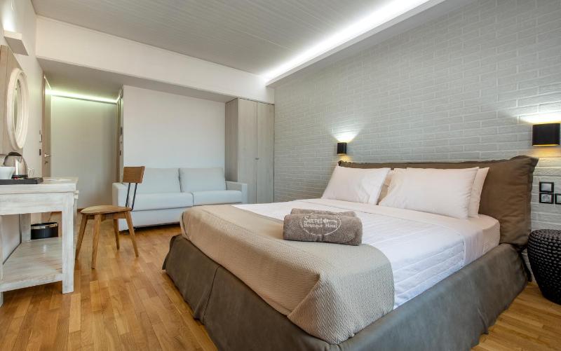 Superior Double Room image 4