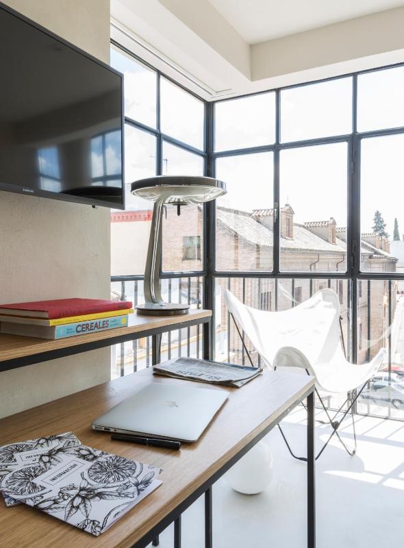 thesuites Sevilla - image 16