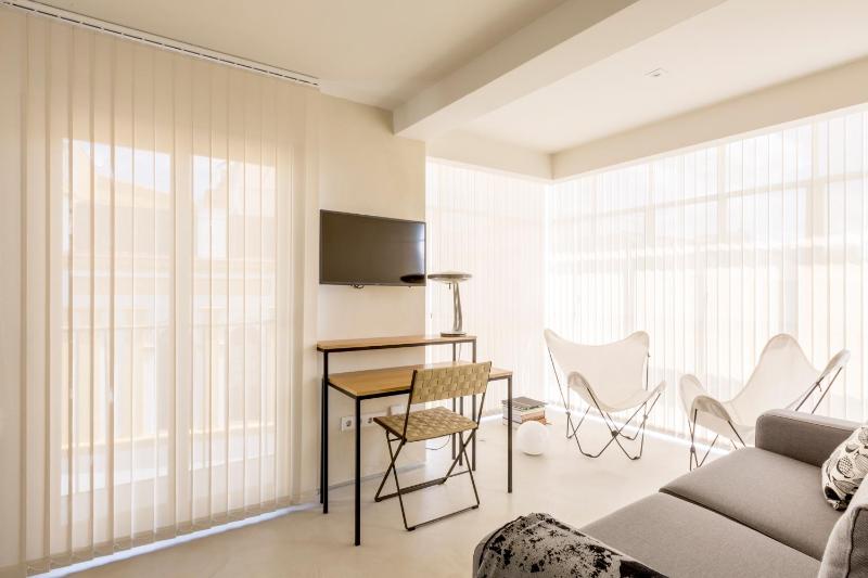 thesuites Sevilla - image 8