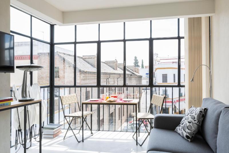 thesuites Sevilla - image 15