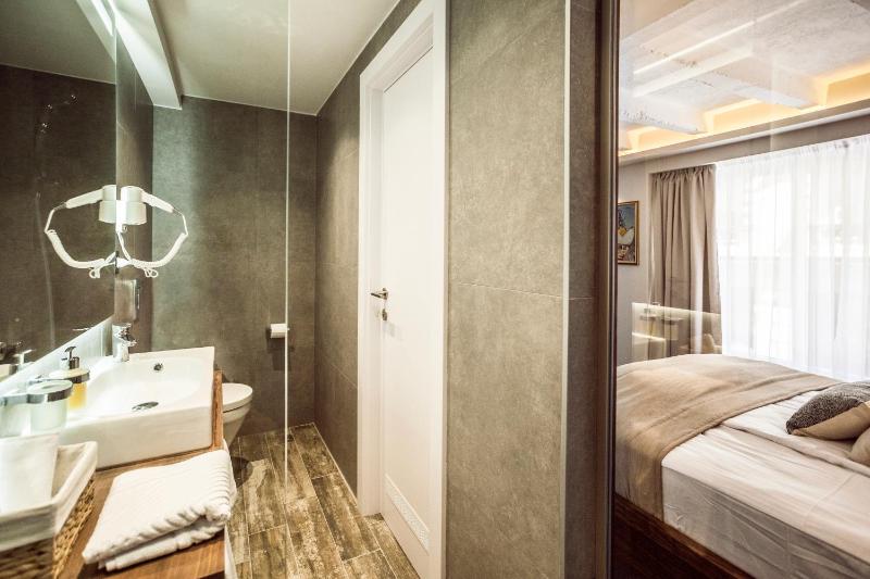 King Suite image 1