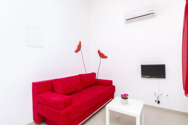 Two-Bedroom Apartment - Second Floor image 4