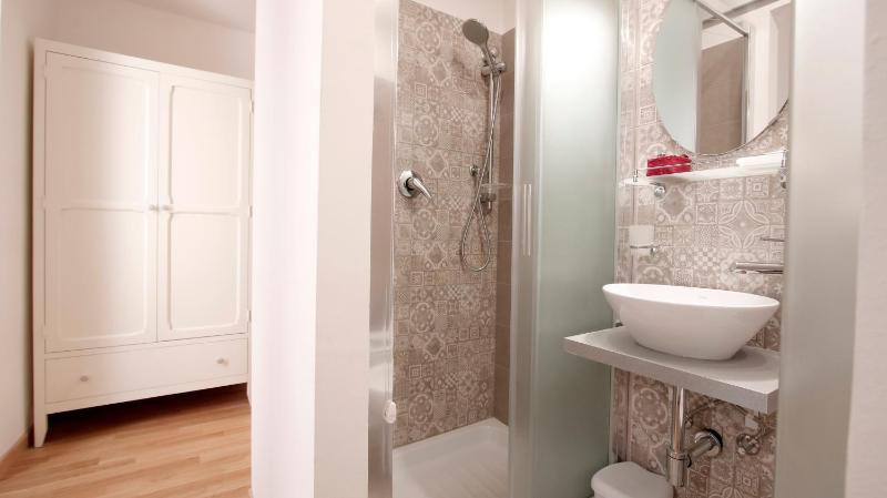 Double or Twin Room image 2