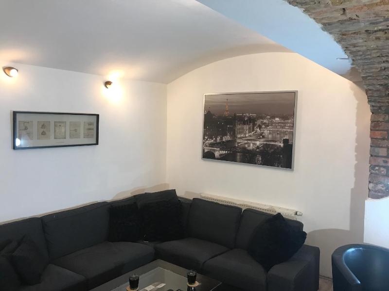 Big Homebase with Billardtable - image 10