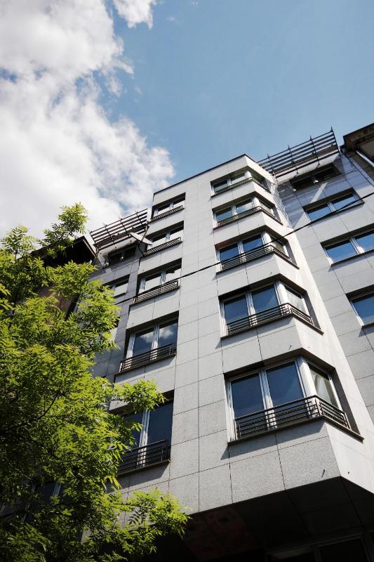 One-Bedroom Apartment (4 Adults) image 2